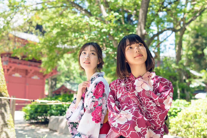 保坂玲奈と西野ゆいの浴衣姿の写真